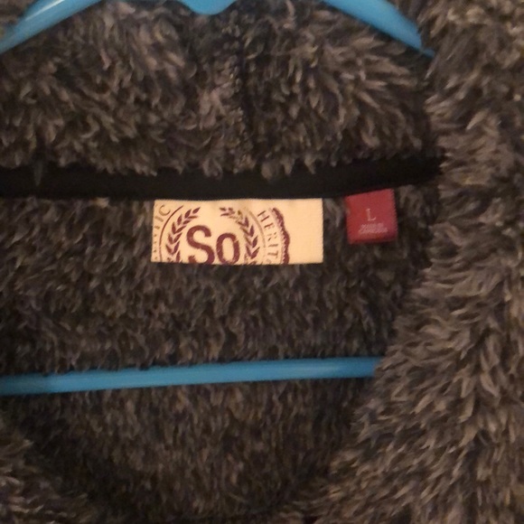 Sherpa zip up - Picture 3 of 3